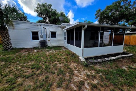House in Daytona Beach, Florida 3 bedrooms, 123.19 sq.m. № 2388151 - photo 16