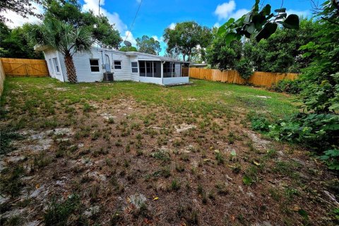 House in Daytona Beach, Florida 3 bedrooms, 123.19 sq.m. № 2388151 - photo 14