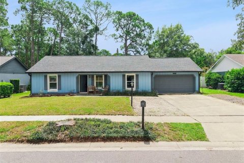 House in Winter Springs, Florida 3 bedrooms, 108.51 sq.m. № 2349178