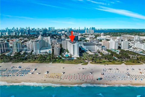 Снять в аренду квартиру в Майами-Бич, Флорида 52.95м2, № 2063892 - фото 24