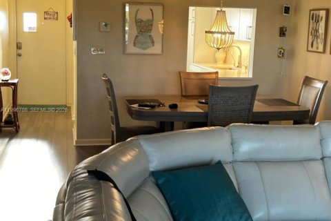 Condominio en alquiler en Deerfield Beach, Florida, 2 dormitorios, 92.25 m2 № 2058693 - foto 6