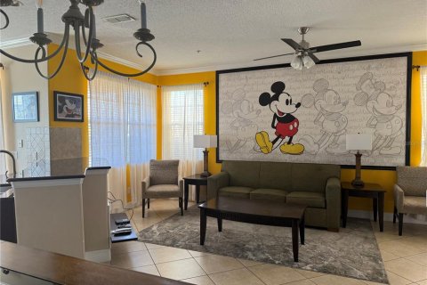Townhouse in Four Corners, Florida 4 bedrooms, 172.98 sq.m. № 2150579 - photo 8