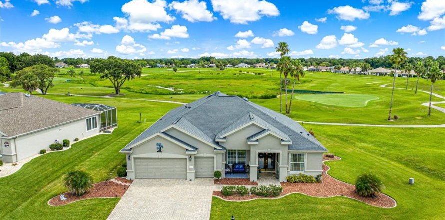 Villa ou maison à Summerfield, Floride 3 chambres, 260.68 m2 № 1838780