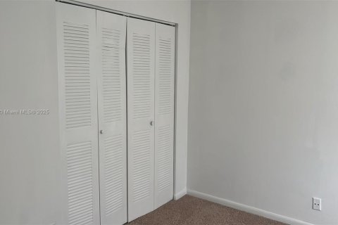 Condo in Fort Lauderdale, Florida, 2 bedrooms № 1825812 - photo 11