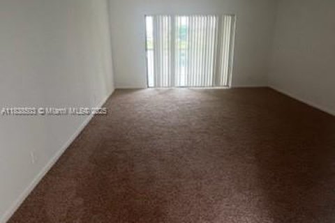 Condo in Fort Lauderdale, Florida, 2 bedrooms № 1825812 - photo 30