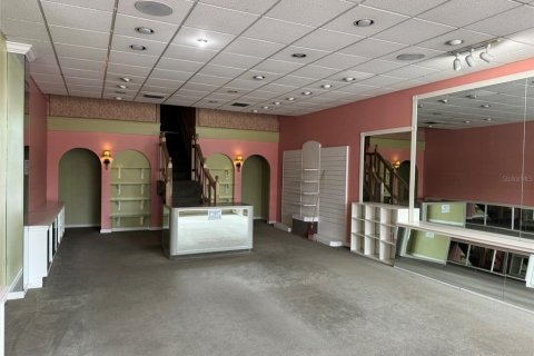 Commercial property in Gainesville, Florida 111.48 sq.m. № 2217708 - photo 4
