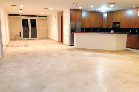 House in Dania Beach, Florida 2 bedrooms, 170.57 sq.m. № 1712228 - photo 22