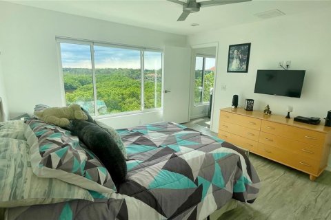 Condominio en venta en Tarpon Springs, Florida, 4 dormitorios, 278.71 m2 № 1795792 - foto 18