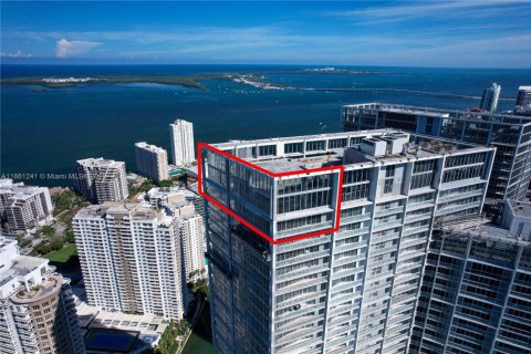 Copropriété à vendre à Miami, Floride: 5 chambres, 443.14 m2 № 1958245 - photo 2