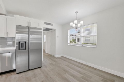 Купить кондоминиум в Делрей-Бич, Флорида 6 комнат, 66.89м2, № 2247696 - фото 15