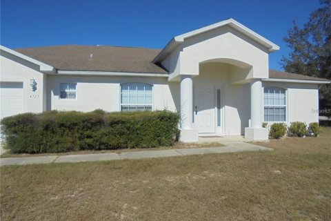 House in Ocala, Florida 3 bedrooms, 185.8 sq.m. № 1771809 - photo 1