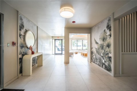 Снять в аренду квартиру в Майами-Бич, Флорида 2 спальни, 92.9м2, № 1951537 - фото 29