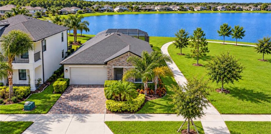 Villa ou maison à New Port Richey, Floride 4 chambres, 192.96 m2 № 2413655