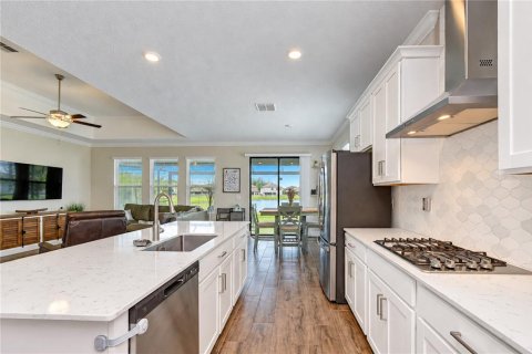 Villa ou maison à vendre à New Port Richey, Floride: 4 chambres, 192.96 m2 № 2413655 - photo 19