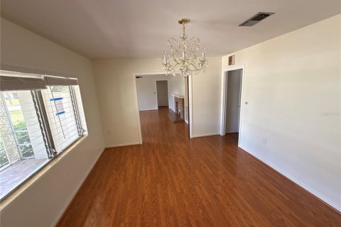 House in Bartow, Florida 3 bedrooms, 163.79 sq.m. № 2155704 - photo 4