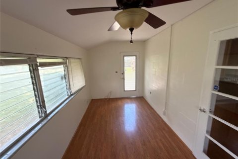 House in Bartow, Florida 3 bedrooms, 163.79 sq.m. № 2155704 - photo 8