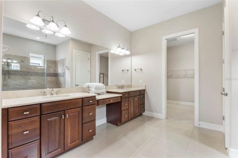 House in Bradenton, Florida 3 bedrooms, 289.48 sq.m. № 1836975 - photo 20