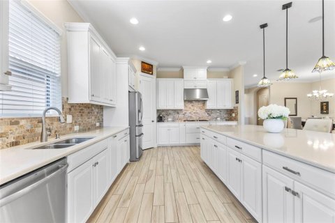 House in Bradenton, Florida 3 bedrooms, 289.48 sq.m. № 1836975 - photo 8
