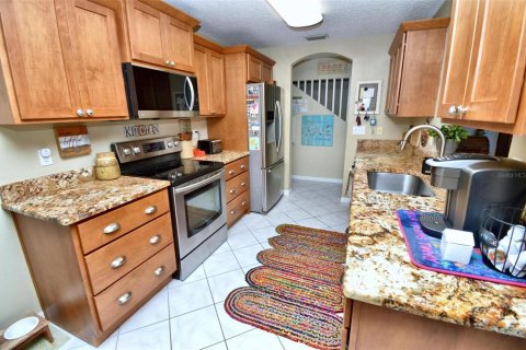 Adosado en venta en New Smyrna Beach, Florida, 2 dormitorios, 185.53 m2 № 2100119 - foto 16
