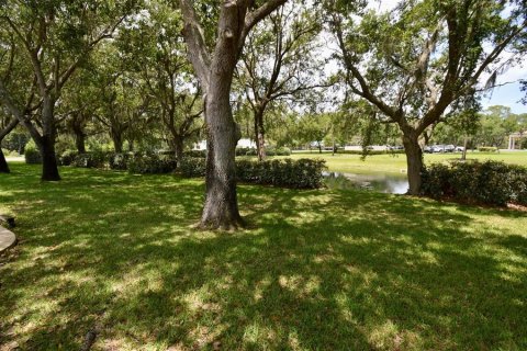 Adosado en venta en New Smyrna Beach, Florida, 2 dormitorios, 185.53 m2 № 2100119 - foto 4