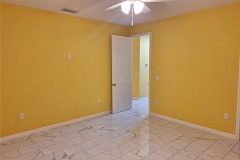 Villa ou maison à vendre à Leesburg, Floride: 3 chambres, 276.66 m2 № 2437297 - photo 8
