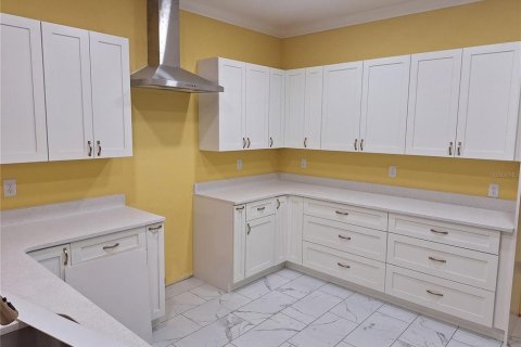 Villa ou maison à vendre à Leesburg, Floride: 3 chambres, 276.66 m2 № 2437297 - photo 2