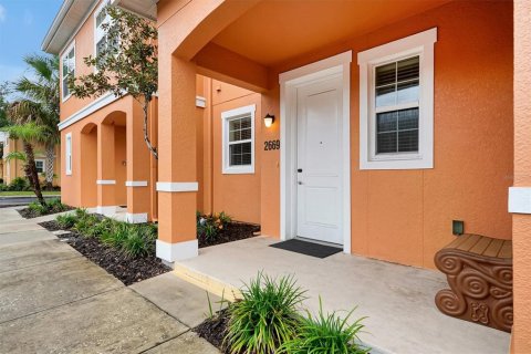Touwnhouse à vendre à Kissimmee, Floride: 2 chambres, 125.42 m2 № 2409851 - photo 3