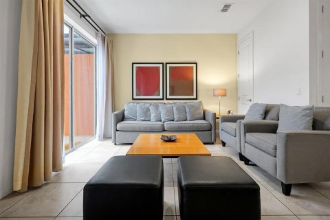 Touwnhouse à vendre à Kissimmee, Floride: 2 chambres, 125.42 m2 № 2409851 - photo 4