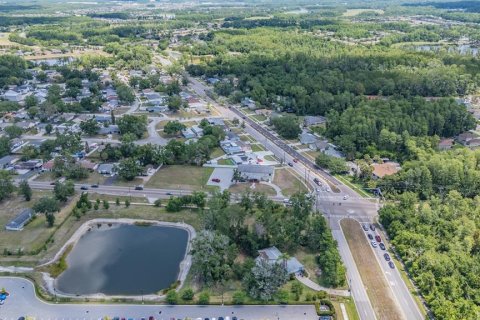 Propiedad comercial en venta en Lutz, Florida, 170.57 m2 № 2102268 - foto 10