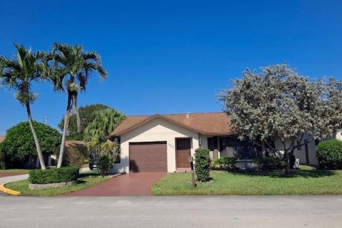 Casa en venta en Deerfield Beach, Florida, 2 dormitorios, 126.16 m2 № 2087309 - foto 2