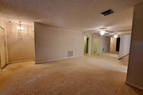 Casa en venta en Deerfield Beach, Florida, 2 dormitorios, 126.16 m2 № 2087309 - foto 4