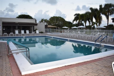 Casa en venta en Deerfield Beach, Florida, 2 dormitorios, 126.16 m2 № 2087309 - foto 30