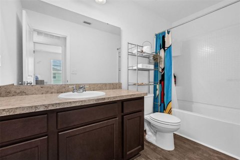 Townhouse in Davenport, Florida 3 bedrooms, 130.43 sq.m. № 1917636 - photo 19