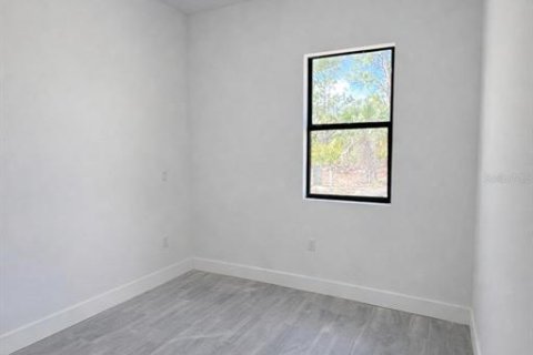 Villa ou maison à vendre à Port Charlotte, Floride: 4 chambres, 152.17 m2 № 2214064 - photo 7
