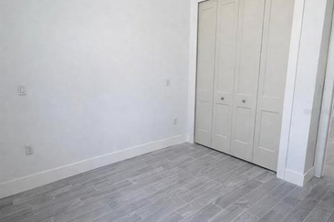 Villa ou maison à vendre à Port Charlotte, Floride: 4 chambres, 152.17 m2 № 2214064 - photo 10