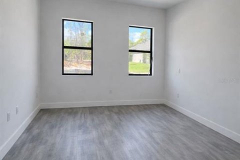 Villa ou maison à vendre à Port Charlotte, Floride: 4 chambres, 152.17 m2 № 2214064 - photo 5