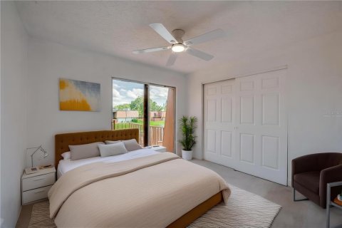 House in Port Orange, Florida 3 bedrooms, 156.63 sq.m. № 1767203 - photo 23
