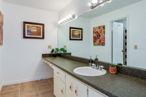 House in Port Orange, Florida 3 bedrooms, 156.63 sq.m. № 1767203 - photo 21