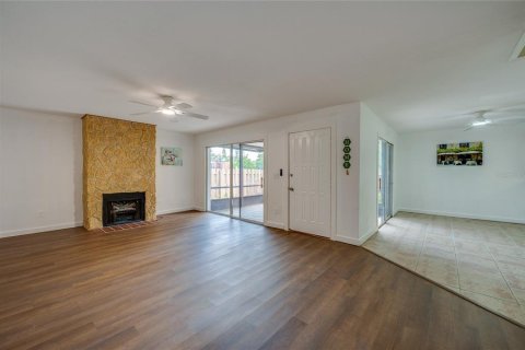 House in Port Orange, Florida 3 bedrooms, 156.63 sq.m. № 1767203 - photo 7