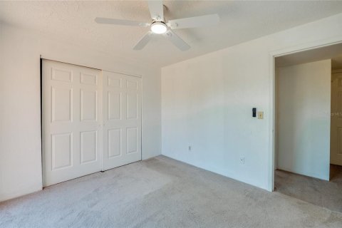 House in Port Orange, Florida 3 bedrooms, 156.63 sq.m. № 1767203 - photo 25