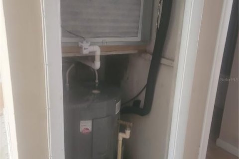 Condo in Tampa, Florida, 2 bedrooms  № 1813232 - photo 28