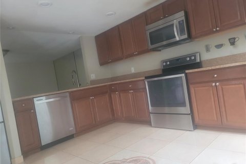 Condo in Tampa, Florida, 2 bedrooms  № 1813232 - photo 17