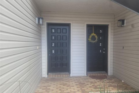 Condo in Tampa, Florida, 2 bedrooms  № 1813232 - photo 2