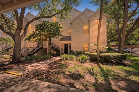 Condo in Palm Harbor, Florida, 3 bedrooms № 2219412