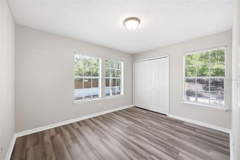 Condo in Palm Harbor, Florida, 3 bedrooms  № 2219412 - photo 26