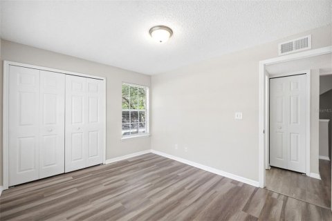 Condo in Palm Harbor, Florida, 3 bedrooms  № 2219412 - photo 27