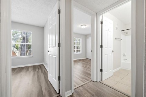 Condo in Palm Harbor, Florida, 3 bedrooms  № 2219412 - photo 25