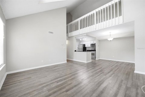 Condo in Palm Harbor, Florida, 3 bedrooms  № 2219412 - photo 13