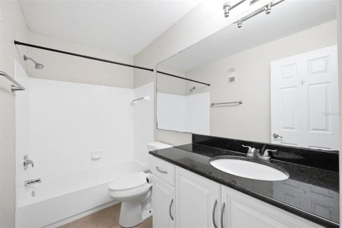 Condo in Palm Harbor, Florida, 3 bedrooms  № 2219412 - photo 28