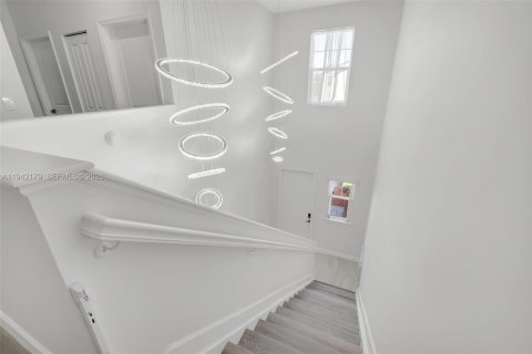 House in Lake Worth, Florida 3 bedrooms, 175.12 sq.m. № 2000766 - photo 16